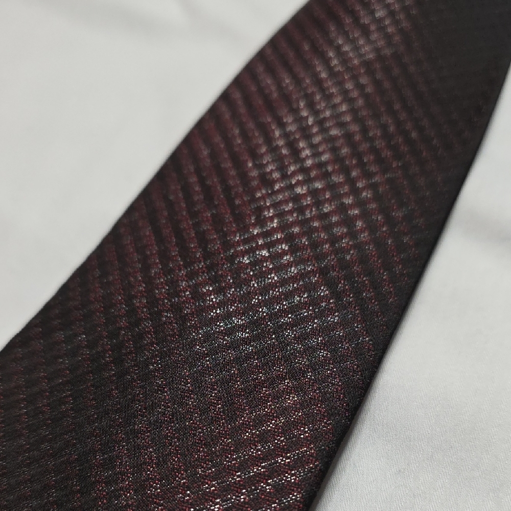 Kenneth Cole Deep Red Textured Tie